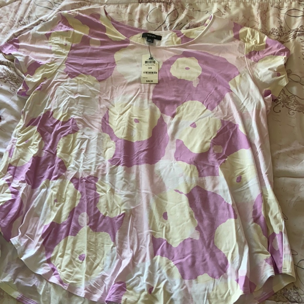 Flowy t-shirt